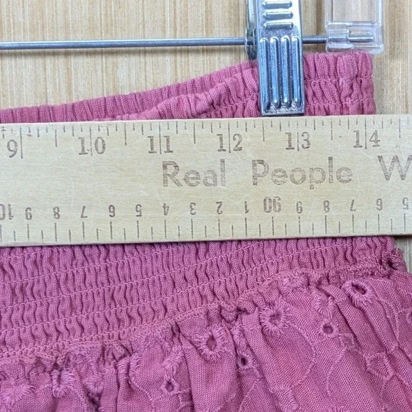 American Eagle Womens Pink Eyelet Tiered Mini Skirt Medium Coquette Dainty - Picture 5 of 7